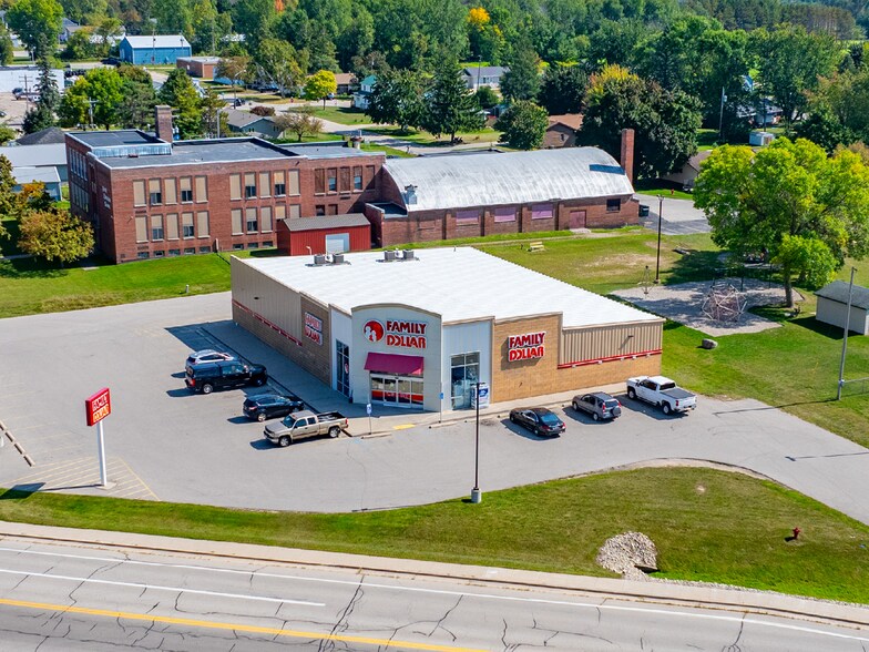 More Photos Of 105 Business 141 S, Coleman General Retail For Sale