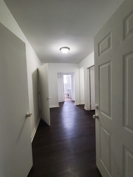 More Photos Of 4926 Marlboro Pike, Capitol Heights General Retail For Lease