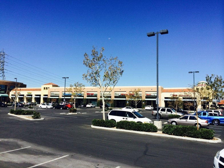 Primary Photo Of Cinema & Bouquet, Santa Clarita Storefront For Lease