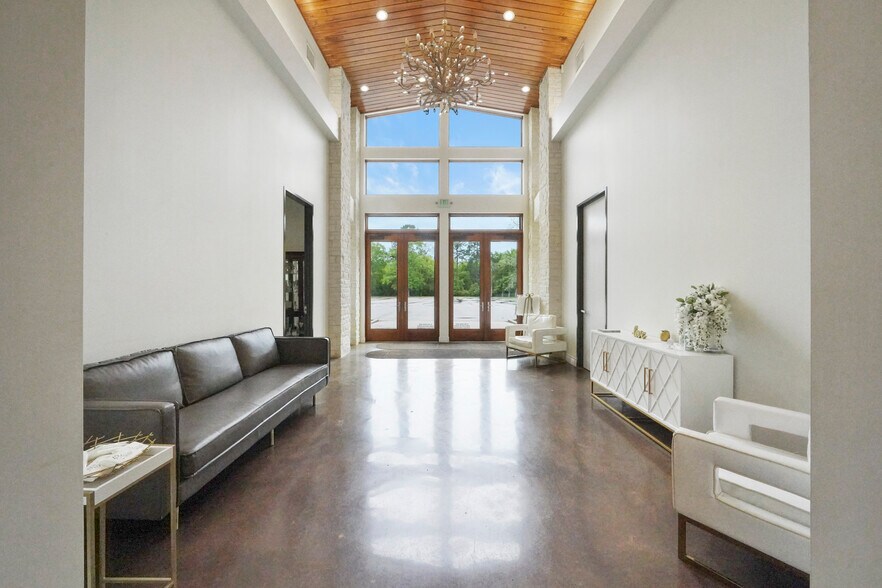 More Photos Of 25566 Bradbury Dr, Hockley Winery Vineyard For Sale