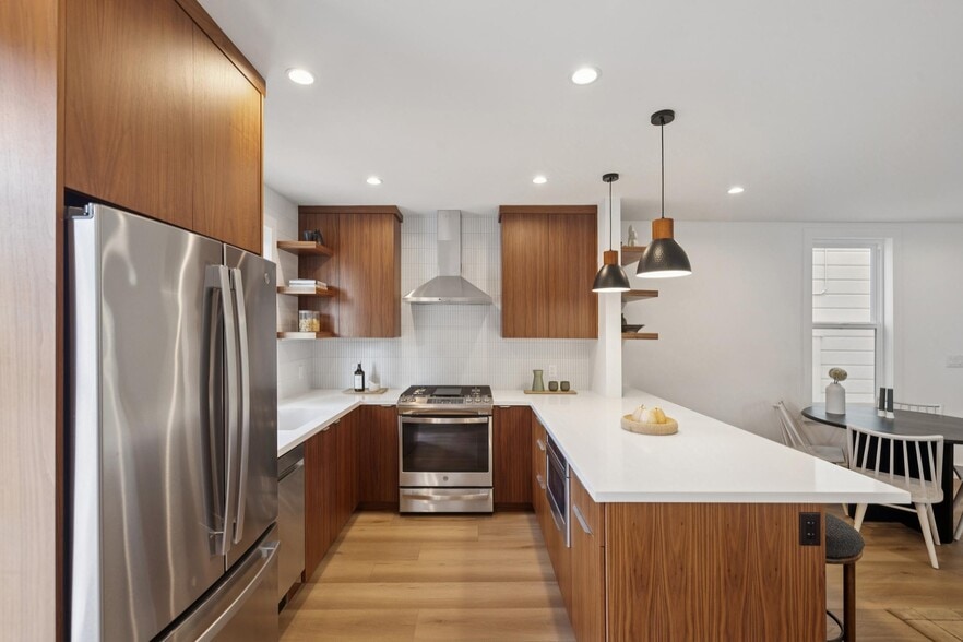 More Photos Of 253 5th Ave, San Francisco Apartments For Sale