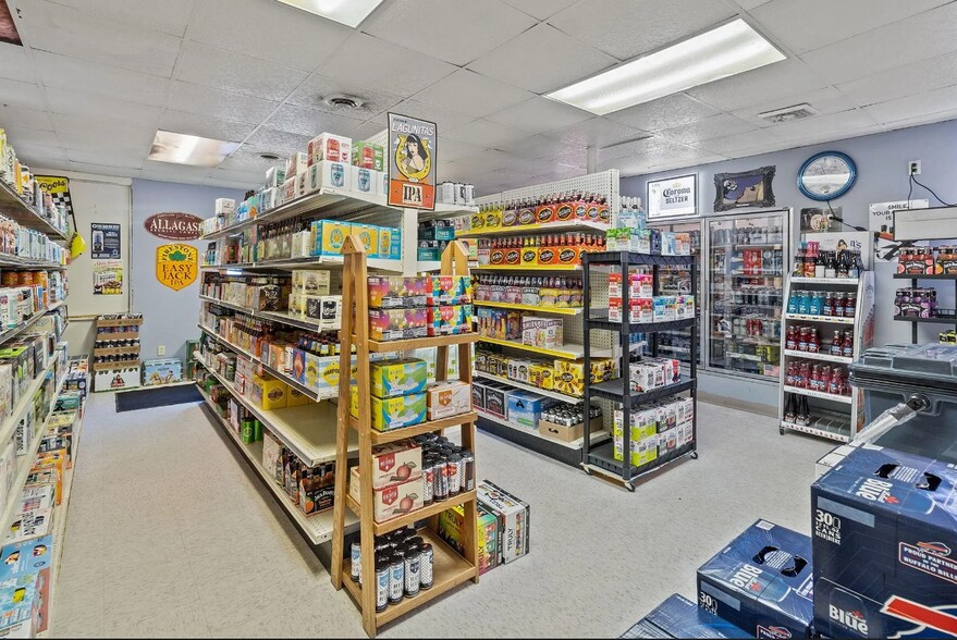 More Photos Of 37 Gouverneur St, Canton Convenience Store For Sale