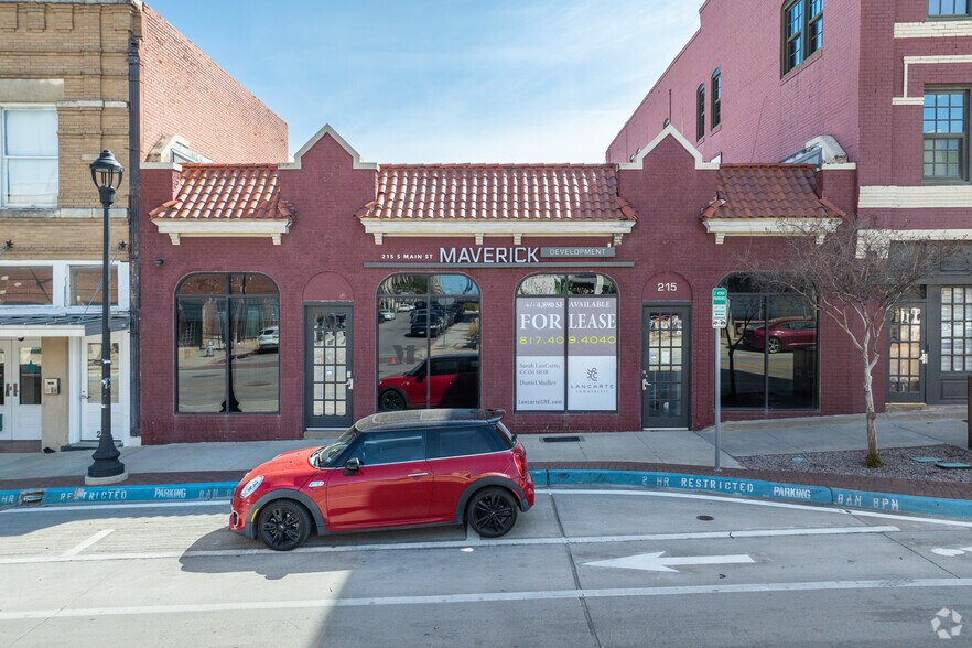 More Photos Of 215-219 S Main St, Fort Worth Storefront Retail Office For Lease