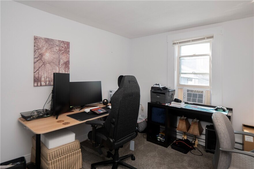 More Photos Of 130-132 Spring St, Newport Apartments For Sale