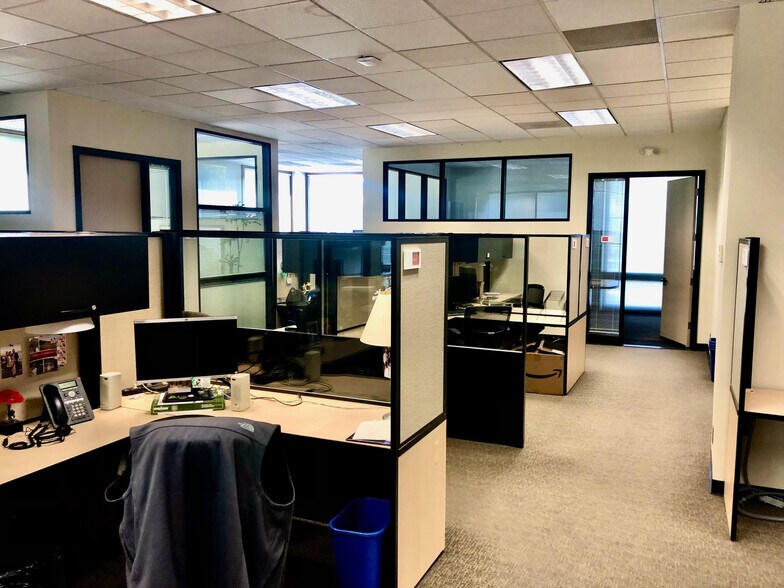 More Photos Of 950 Northgate Dr, San Rafael Office For Sale