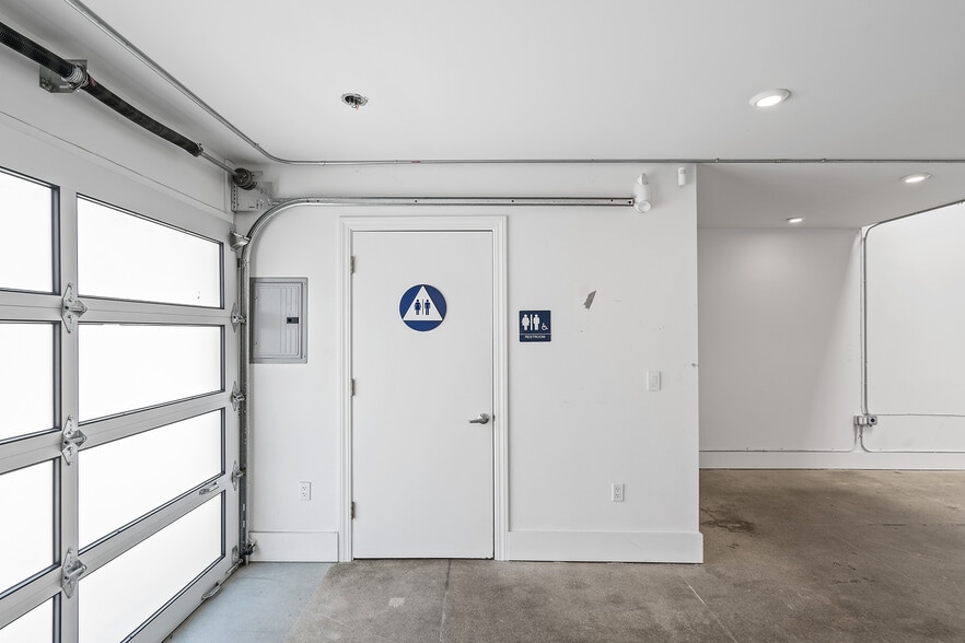 More Photos Of 629-639 S B St, San Mateo Storefront For Lease
