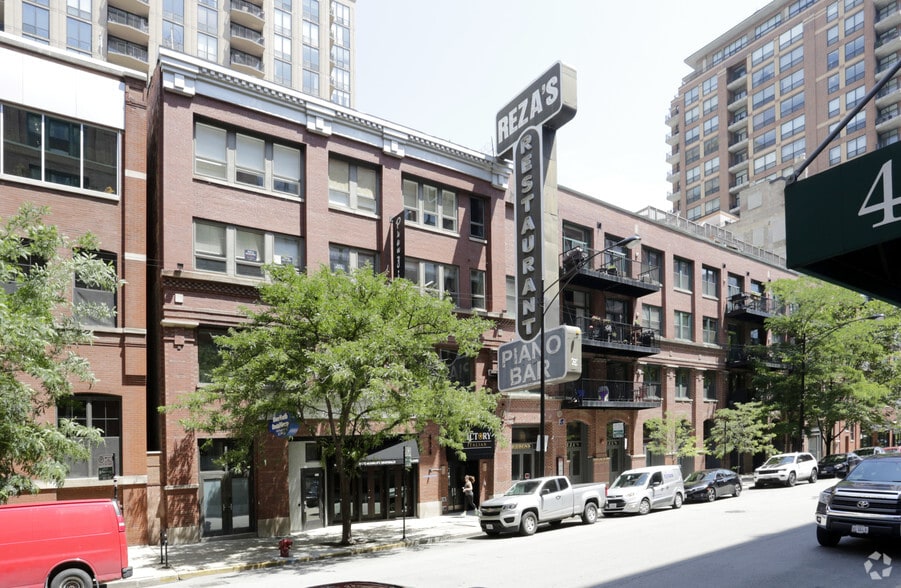 More Photos Of 434 W Ontario St, Chicago Loft Creative Space For Lease