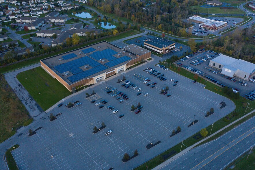 More Photos Of 4050-4110 W Ridge Rd, Rochester Freestanding For Lease