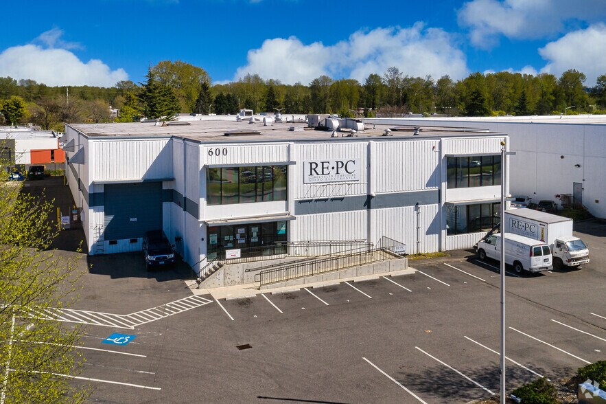 More Photos Of 600 Andover Park E, Tukwila Warehouse For Lease