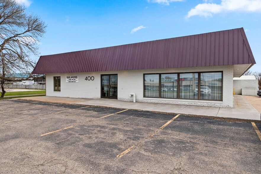 More Photos Of 400 E Highland Dr, Oconto Falls Office For Lease