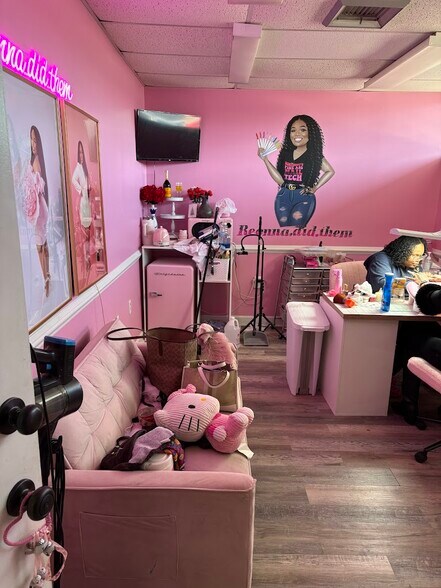 More Photos Of 603 J Clyde Morris Blvd, Newport News Medical For Lease