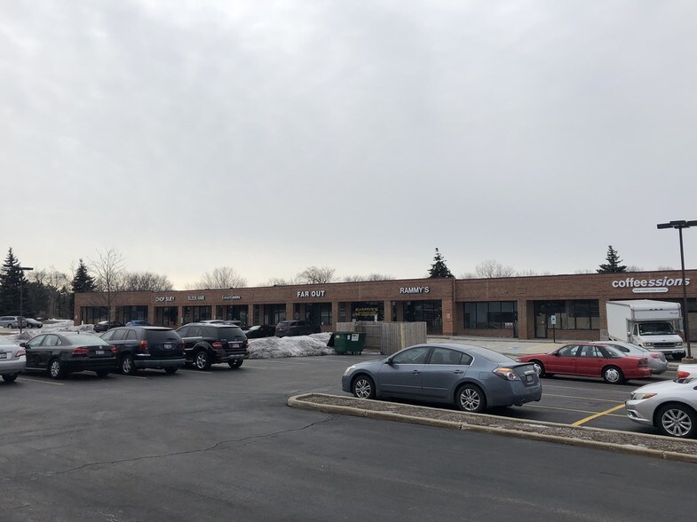 More Photos Of 820 Wheeling Rd, Wheeling Unknown For Lease