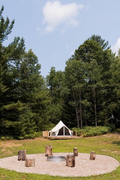 More Photos Of 9239 E 8 Mile Rd, Luther Hotel For Sale