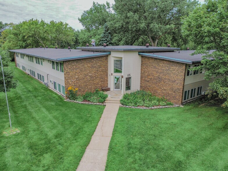 More Photos Of 105 Sunnyslope Rd, Morris Apartments For Sale