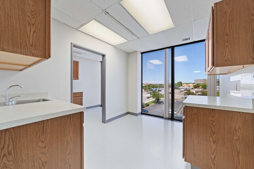 More Photos Of 8042 Wurzbach Rd, San Antonio Medical For Sale