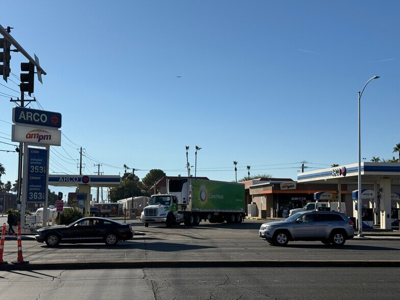 More Photos Of 551 N Lamb Blvd, Las Vegas Service Station For Sale