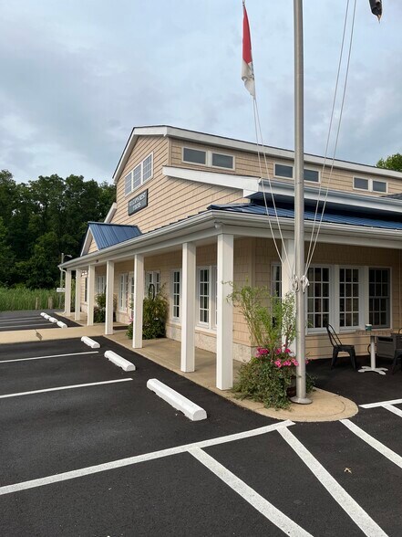 More Photos Of 2728 Augustine Herman Hwy, Chesapeake City Freestanding For Sale