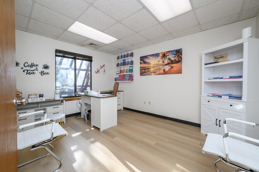 More Photos Of 178 Tamarack Cir, Skillman Office For Sale