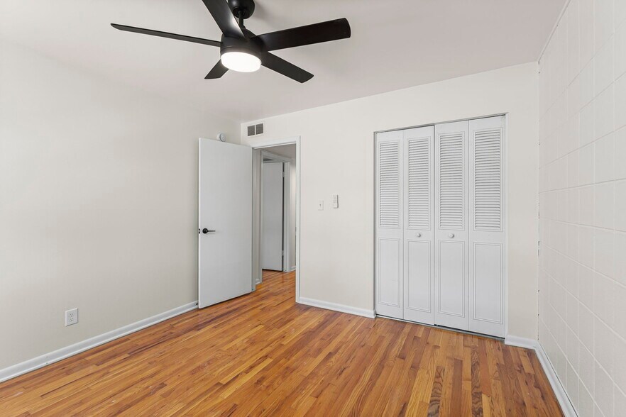 More Photos Of 4911 Walnut St, Kansas City Apartments For Sale