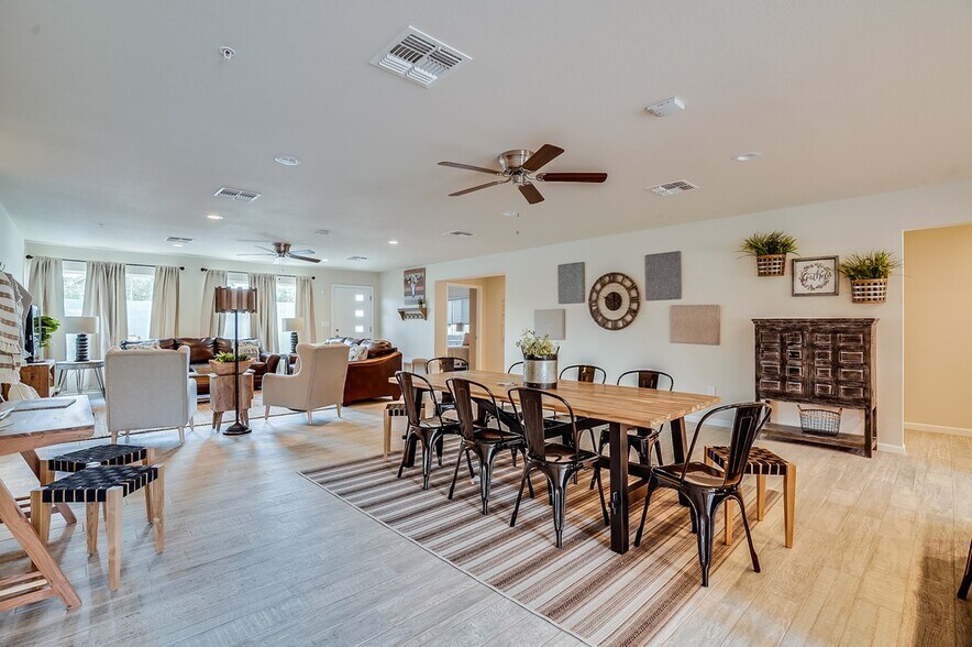 More Photos Of 1514 W Bethany Home Rd, Phoenix Skilled Nursing Facility For Sale