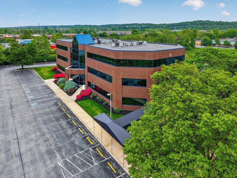 More Photos Of 470 John Young Way, Exton Unknown For Lease