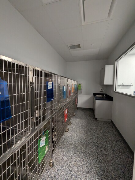 More Photos Of 16719 Balance Cv, Land O' Lakes Office For Sale
