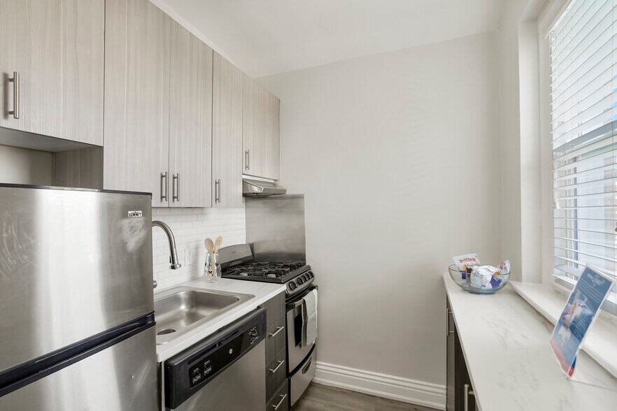 More Photos Of 960 Grant St, Denver Apartments For Sale