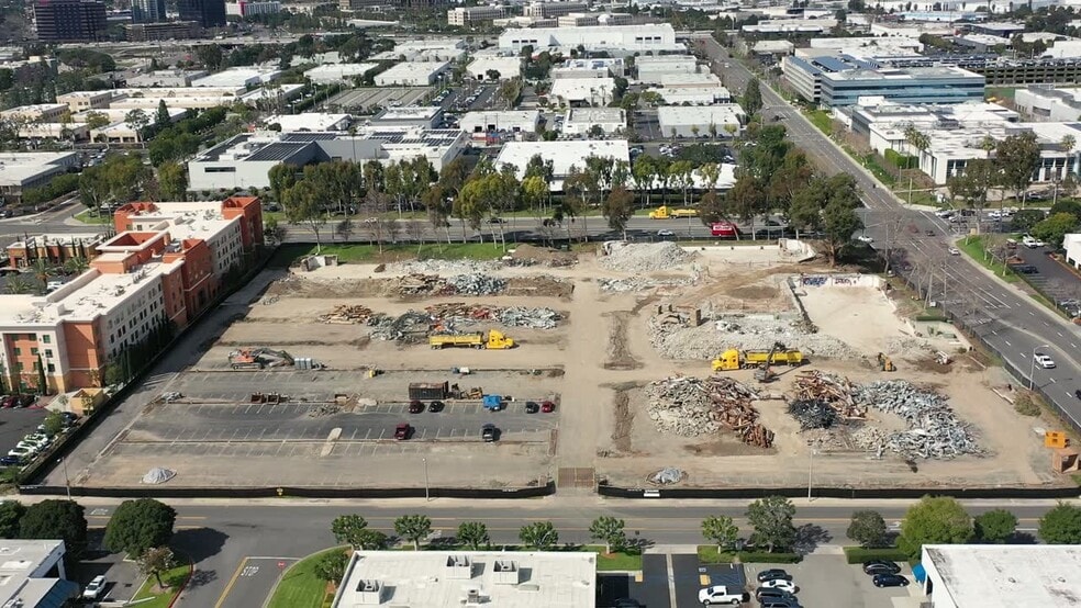 Primary Photo Of 17300 Red Hill Ave, Irvine Manufacturing For Lease