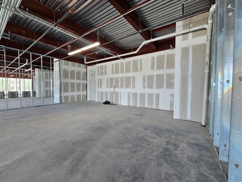 More Photos Of 1000-1100 E Hallandale Beach Blvd, Hallandale Beach Office For Sale