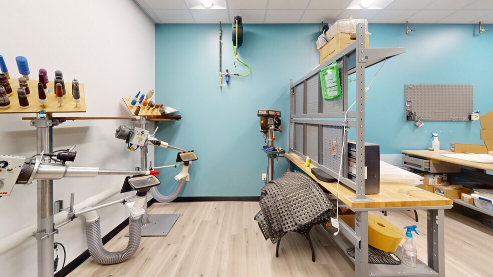 More Photos Of 4500 S Dixieland Rd, Rogers Medical For Lease