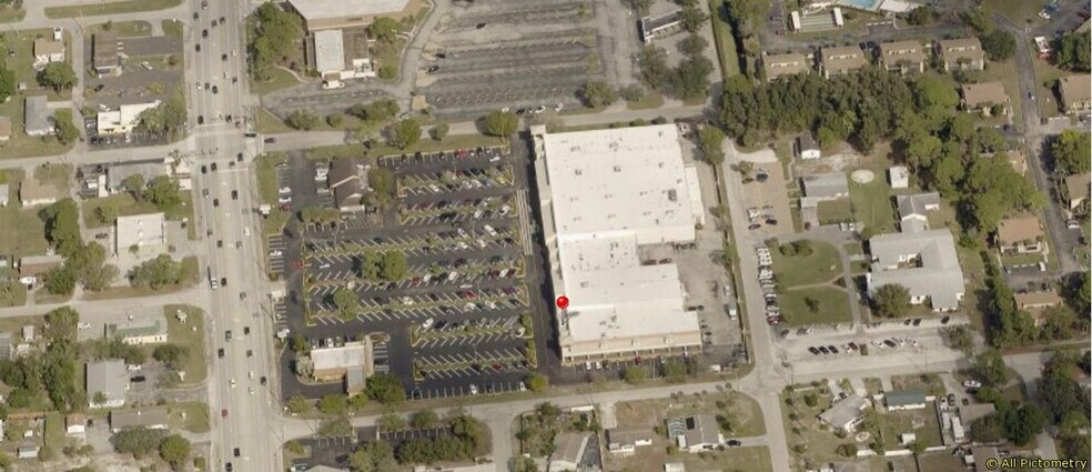 More Photos Of 425-491 S Indiana Ave, Englewood Unknown For Lease