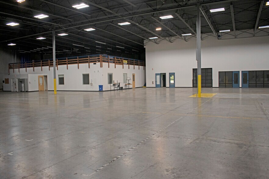 More Photos Of 5600 Earhart Ct, Windsor Warehouse For Sale