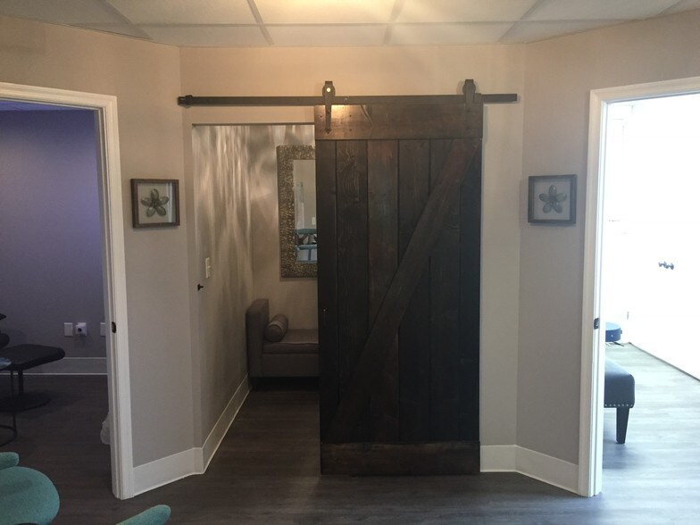 More Photos Of 902 Washington Rd, Westminster Medical For Lease