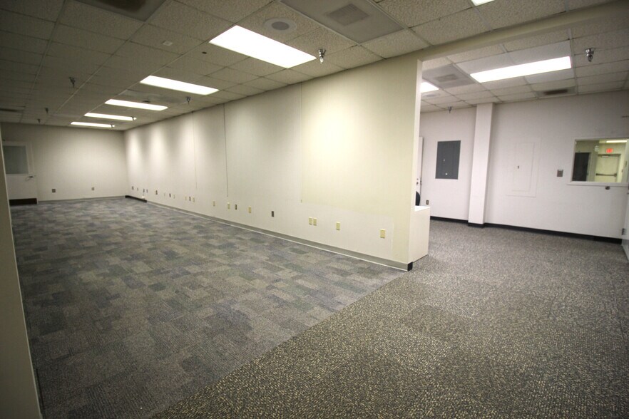 More Photos Of 95 W 32nd St, Winston-Salem Medical For Lease