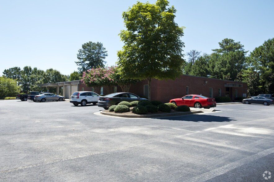 More Photos Of 470 Riverside Pky, Austell Flex For Sale