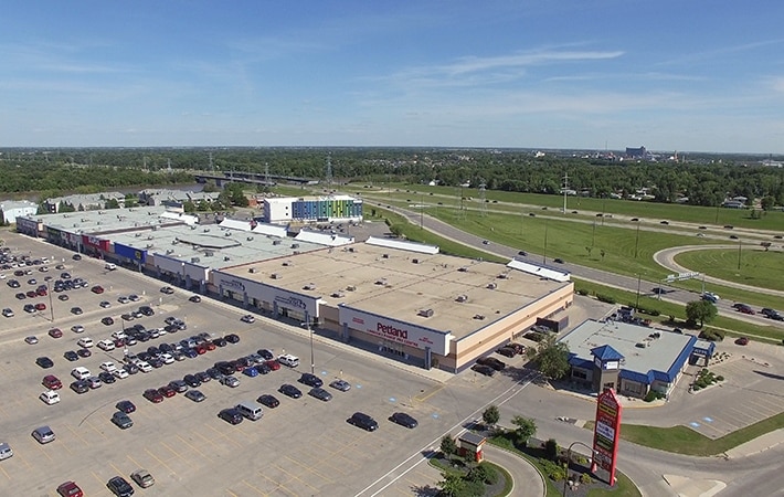 More Photos Of 1910 Pembina Hwy S, Winnipeg Freestanding For Lease