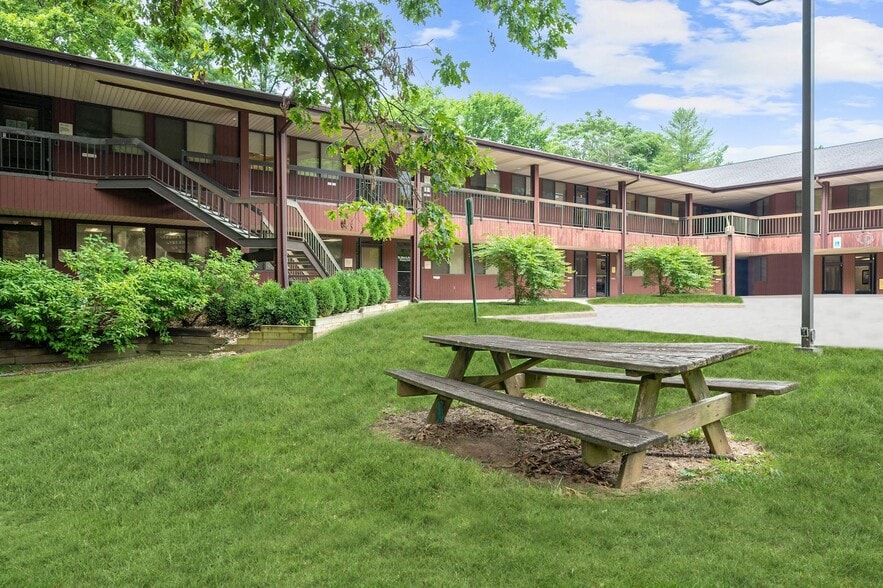 More Photos Of 9650 Santiago Rd, Columbia Medical For Sale