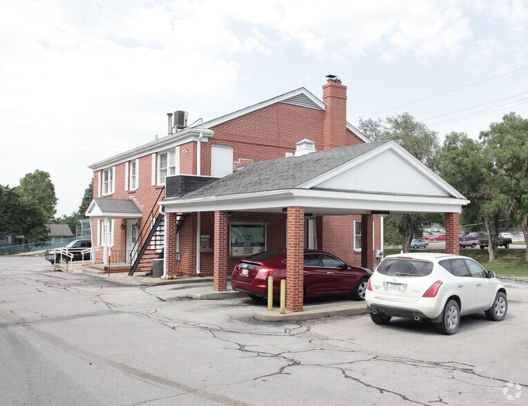 More Photos Of 1314 Galvin Rd S, Bellevue General Retail For Lease