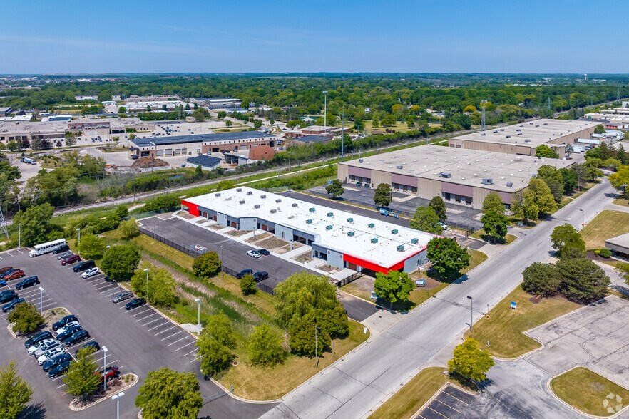 More Photos Of 8949 N Deerbrook Trl, Brown Deer Light Distribution For Sale