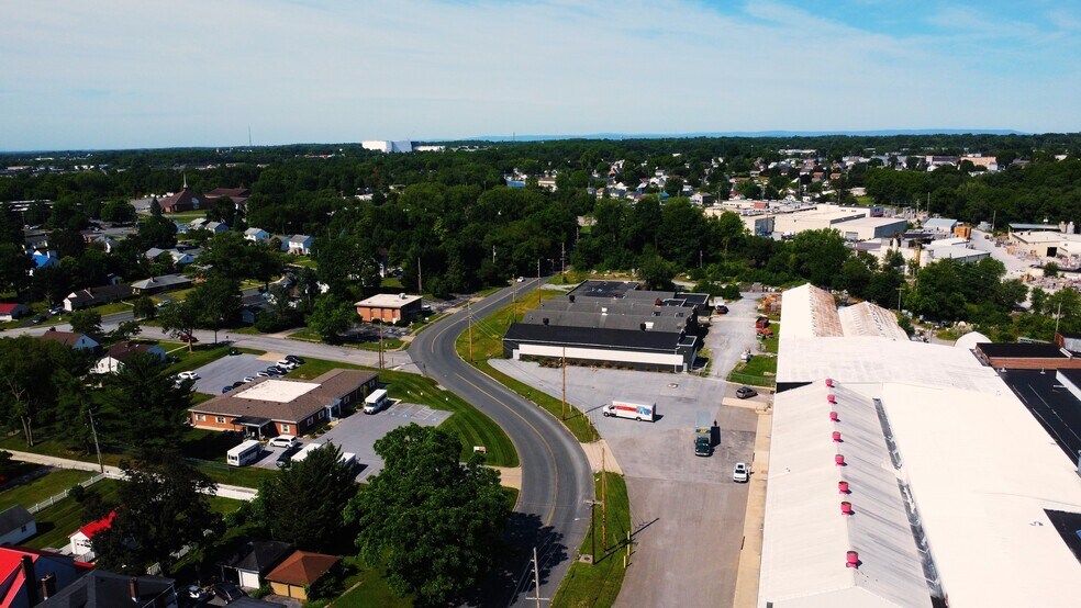 More Photos Of 700 E 1st St, Hagerstown Warehouse For Lease