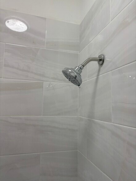 More Photos Of 1557 Mount Ephraim Ave, Camden Apartments For Sale
