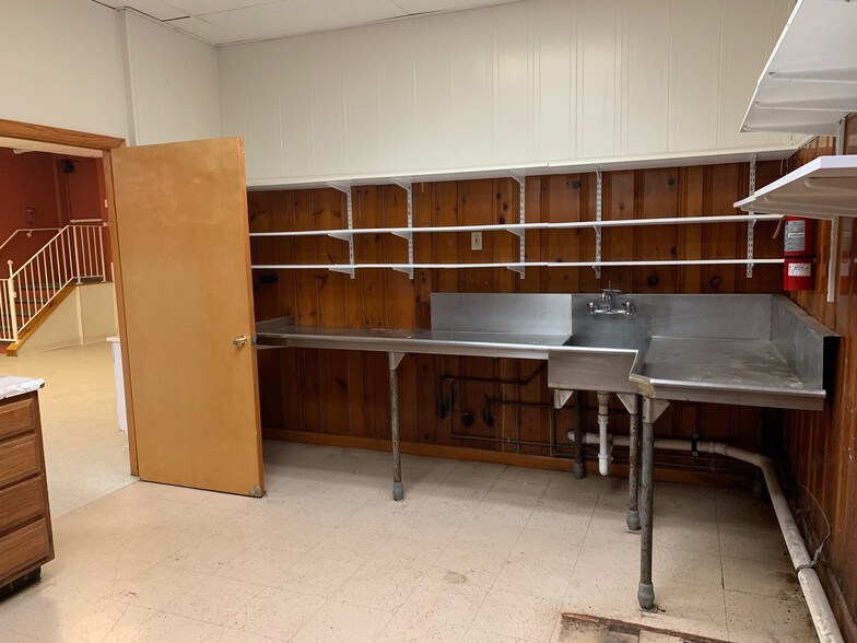 More Photos Of 238 Berkeley Ave, Newark Daycare Center For Sale