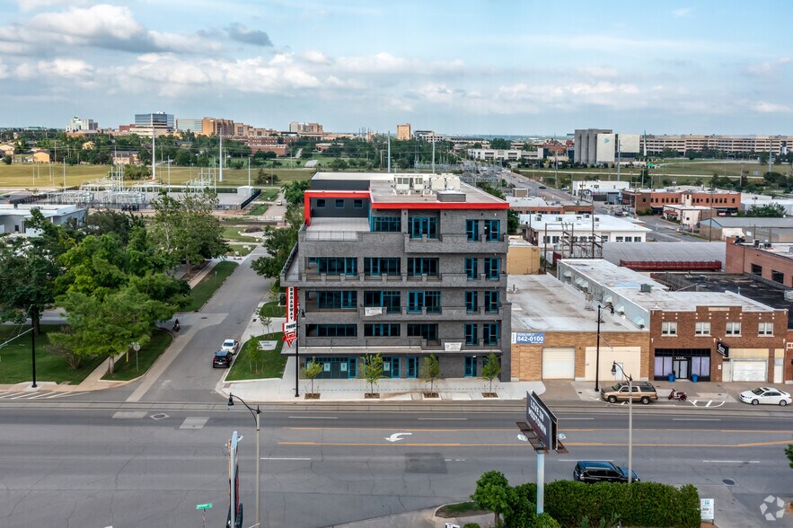 More Photos Of 1122 N Broadway Ave, Oklahoma City Office For Lease