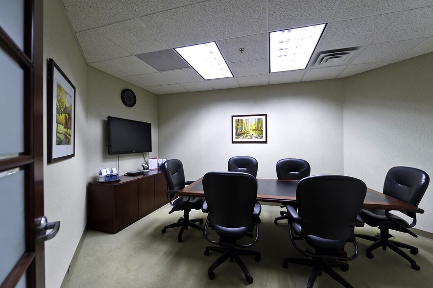 More Photos Of 41 University Dr, Newtown Coworking Space