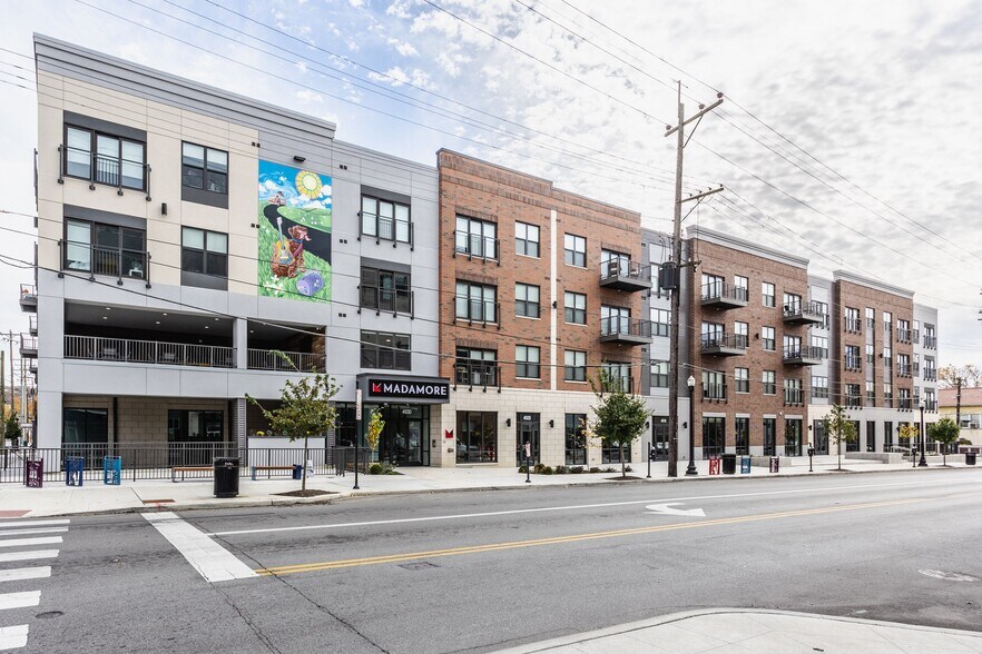 More Photos Of 5829 Madison Rd, Cincinnati Apartments For Lease