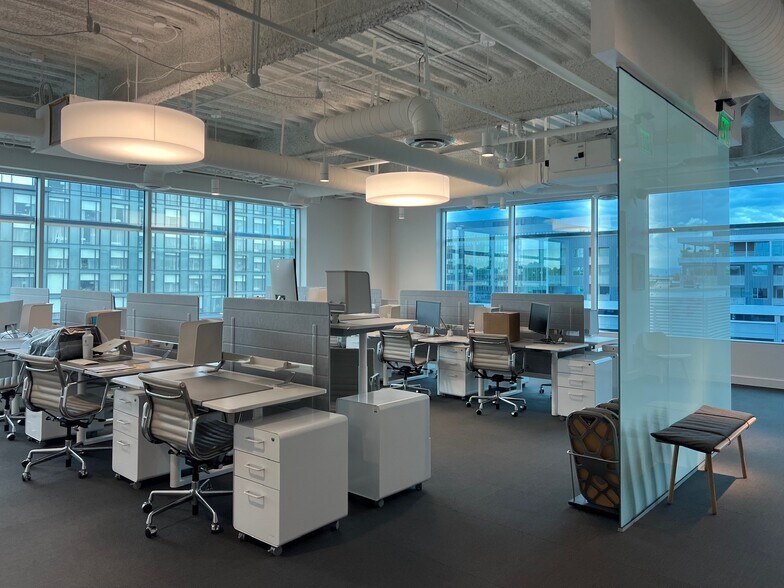 More Photos Of 250 Fillmore St, Denver Office For Lease