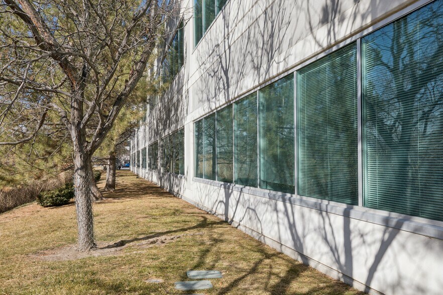 More Photos Of 4179 S Riverboat Rd, Salt Lake City Office For Lease