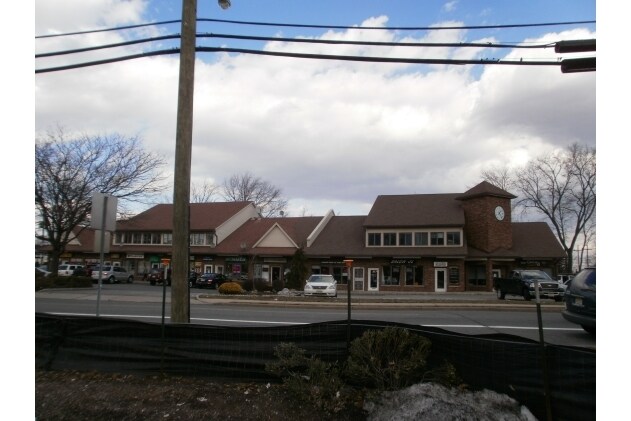More Photos Of 435 Hollywood Ave, Fairfield Freestanding For Lease