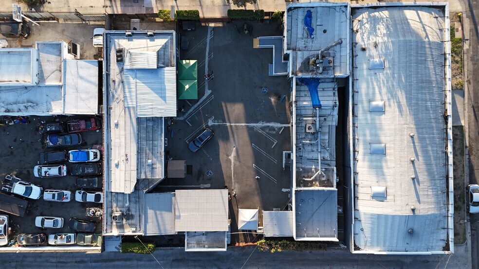 More Photos Of 6006 S Western Ave, Los Angeles Medical For Sale