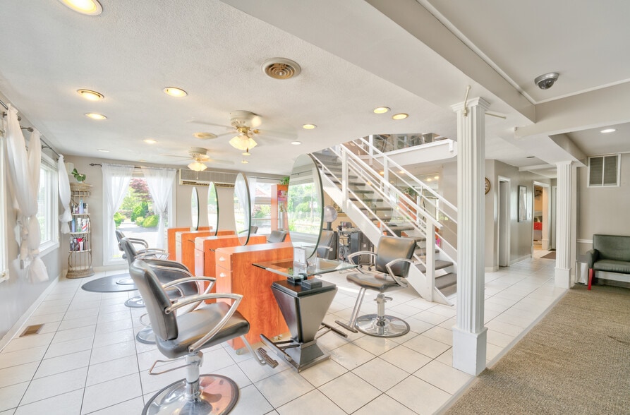 More Photos Of 1154 Worcester Rd, Framingham Freestanding For Sale